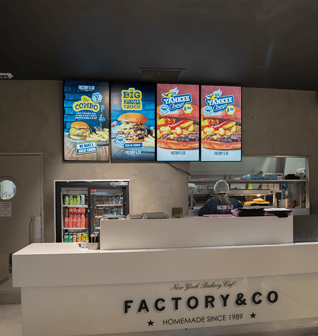 écran vitrine restaurant